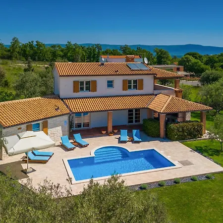 Loverka Near Pula Only 3 Km From The With Sea View Villa
