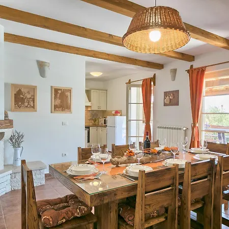 Loverka Near Pula Only 3 Km From The With Sea View Villa *