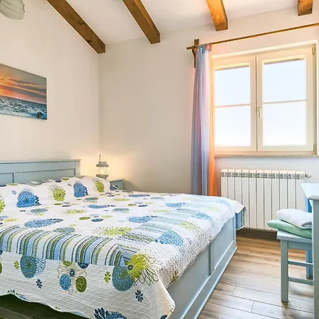 Villa Loverka Near Pula Only 3 Km From The With Sea View *