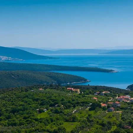 Loverka Near Pula Only 3 Km From The With Sea View *